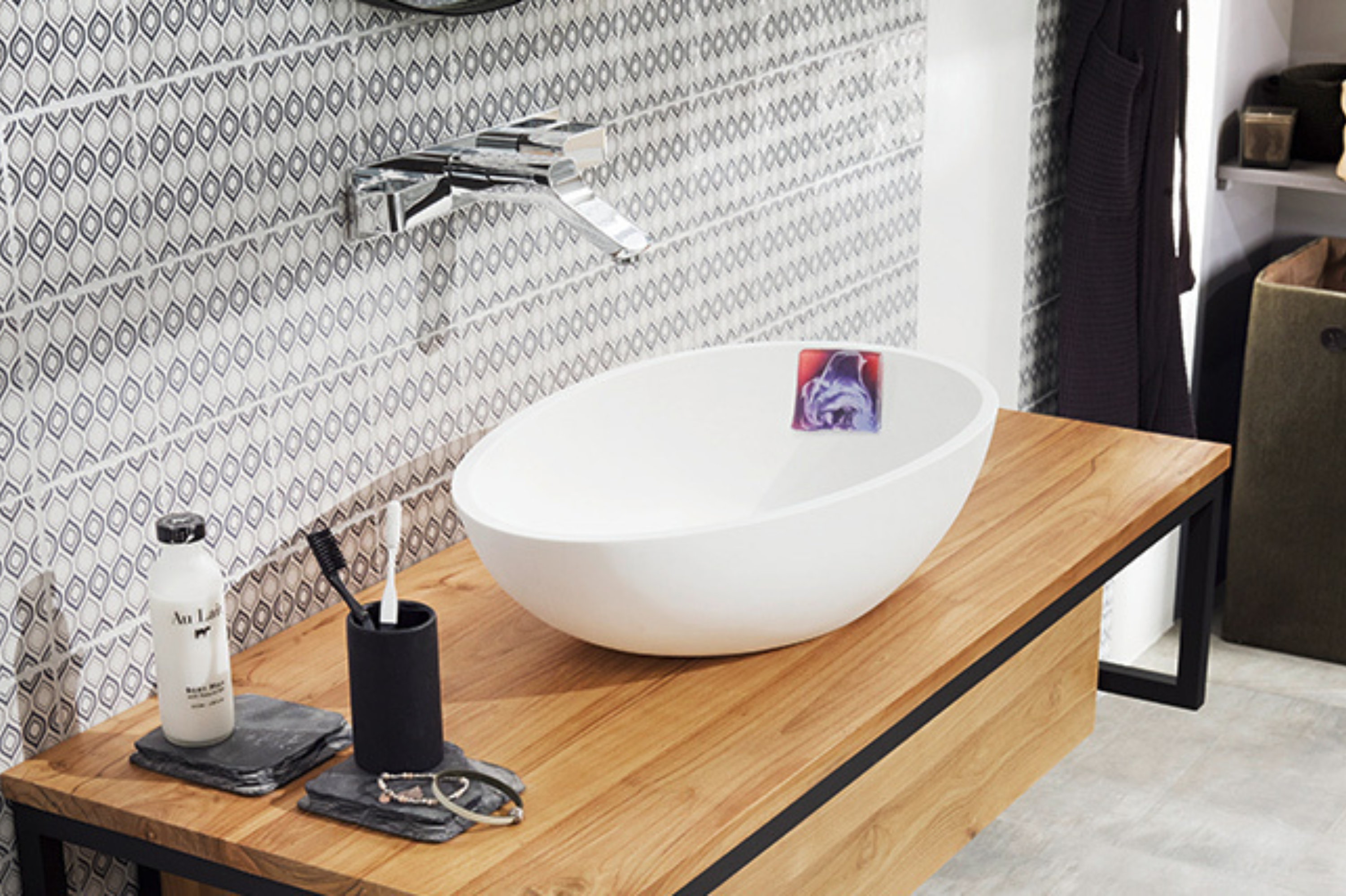 Le porte-savon aimanté : le compagnon idéal pour une salle de bain zéro déchet