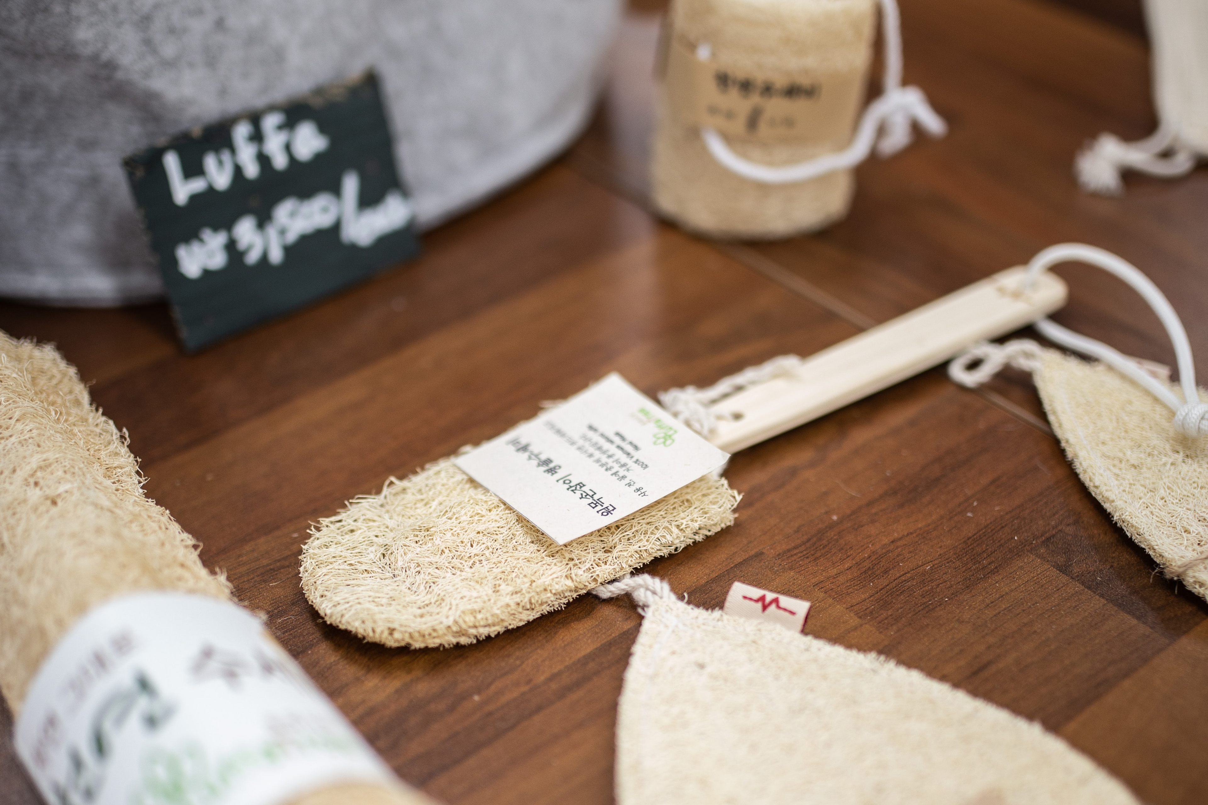 Les Éponges Naturelles en Luffa : Votre Allié Zéro Déchet pour une Maison Écologique